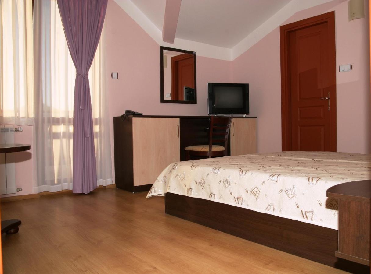 Boryka Family Hotel Asikoria 외부 사진